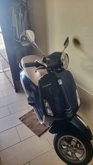 Vespa Primavera 49cc 2016