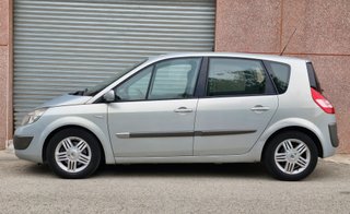 Renault Scenic 1.9 dCi 120CV 6 velocidades