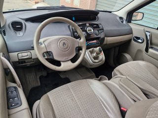 Renault Scenic 1.9 dCi 120CV 6 velocidades