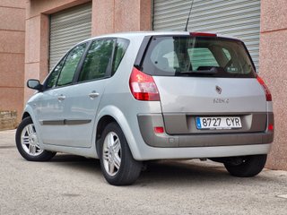 Renault Scenic 1.9 dCi 120CV 6 velocidades