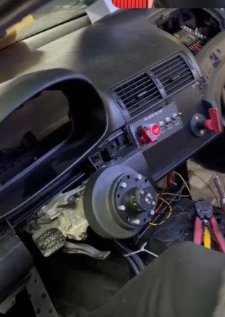 Volante desplazado para drift/grip bmw