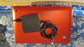 Portátil HP Pavilion x2 Táctil Rojo