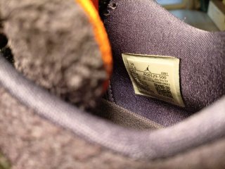 Jordan 4 Canyon Purple talla 44 originales