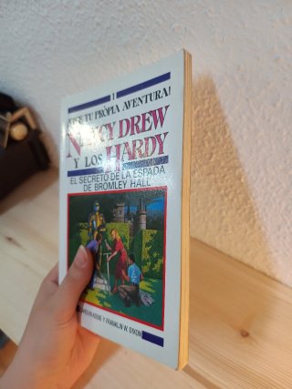 El secreto de la espada de Bromley Hall