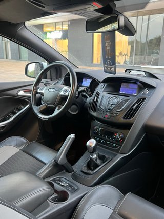 🇺🇸Ford Focus ST 250cv ÚNICO PROPIETARIO FULLHISTORY