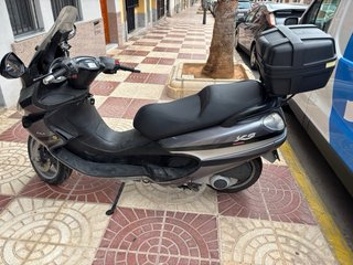 Piaggio X9 EVO 250cc Maxi Scooter