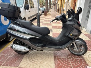 Piaggio X9 EVO 250cc Maxi Scooter