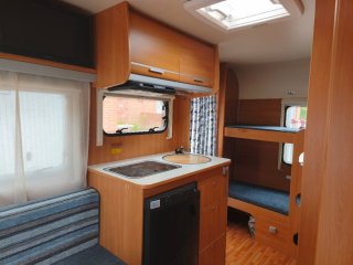 Caravana SunRoller Jazz 350L menos de 750Kg