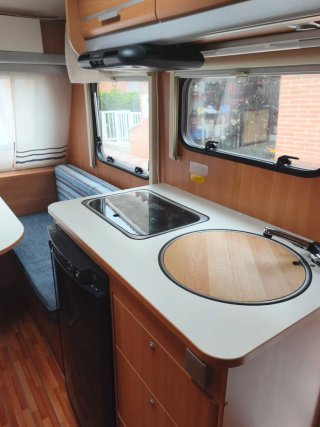 Caravana SunRoller Jazz 350L menos de 750Kg