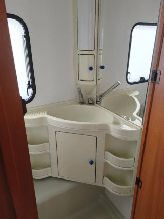 Caravana SunRoller Jazz 350L menos de 750Kg