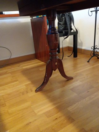 Mesa de comedor extensible de madera