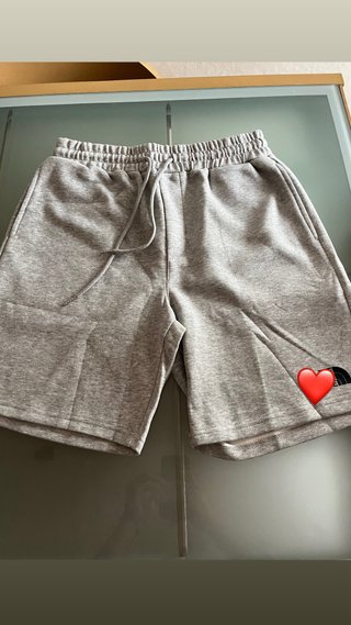 Pantalones cortos TNF grises
