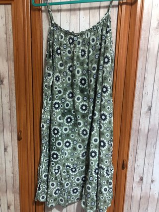 Lote de vestidos estampados sin uso talla grande
