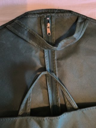 Porta trajes CARY-USI