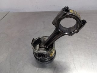 Piston MITSUBISHI MONTERO (V60/V70)