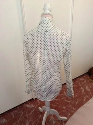 Camisa estampada hombre
