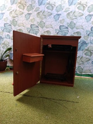 Máquina de coser Alfa antigua
