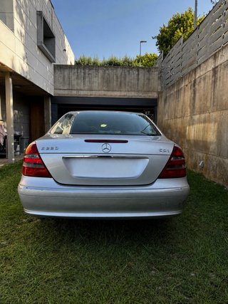 Mercedes-Benz Clase E 2005