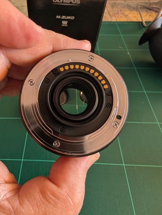 Olympus M.Zuiko 17mm F1.8