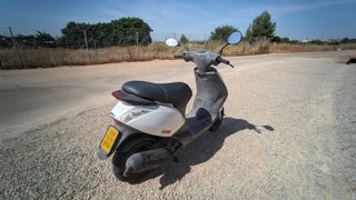 Piaggio Zip 50 2T (2011) - Etiqueta B