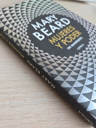 Mujeres y poder : un manifiesto