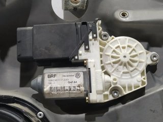 Elevalunas delantero derecho VOLKSWAGEN GOLF IV