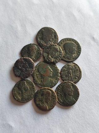Lote de 10 Monedas Romanas Antiguas