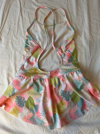 Bañador niña Decathlon Talla 10 NUEVO