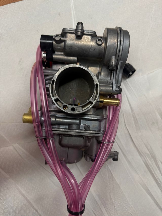Carburador nuevo original Keihin 41 FCR