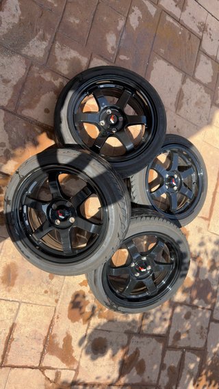 Llantas Japan Racing 16”