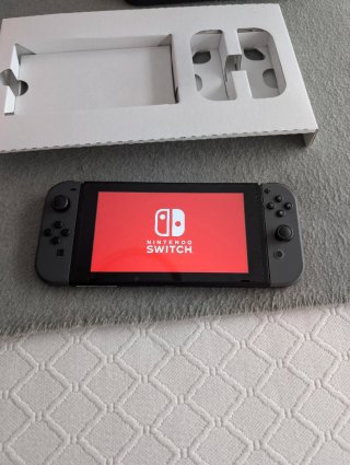 Nintendo Switch 1 (V2) Gris + Funda + Caja Origina