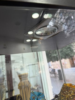 Vitrina expositor cristal y madera