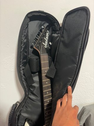 Guitarra Jackson Blanca pack con todo