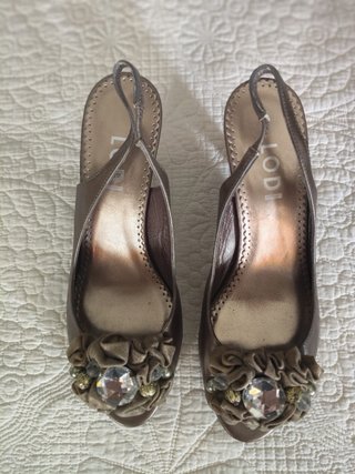 Sandalias de tacón metalizado