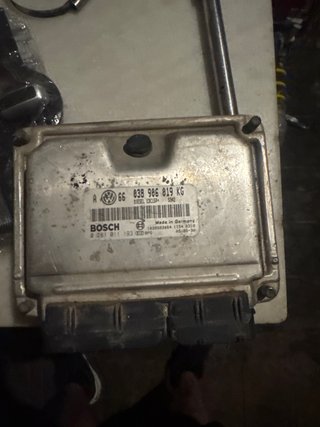 Centralita Seat Leon ARL 038 906 819 KG