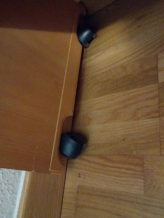 Mesa de ordenador pequeña