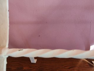 Base de mesa de metal blanca