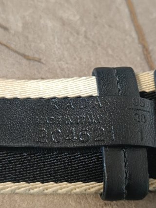 Cintura Prada Beige e Nera