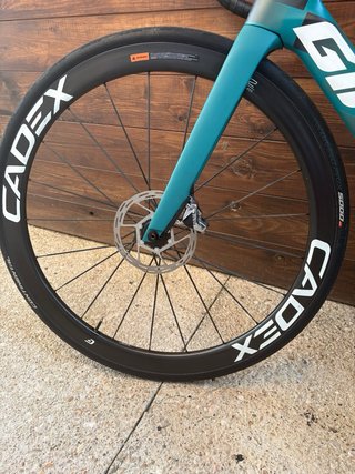 Ruedas CADEX Carbono Tubeless
