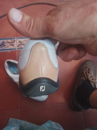 Zapatos de golf blancos sin estrenar