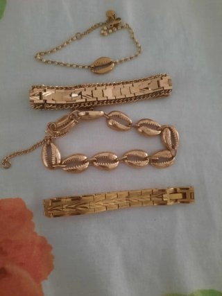4 pulseras y tobilleras doradas mujer