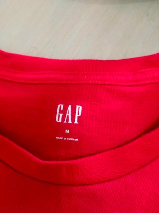 Camiseta GAP Hombre Roja