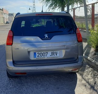 Peugeot 5008 2016