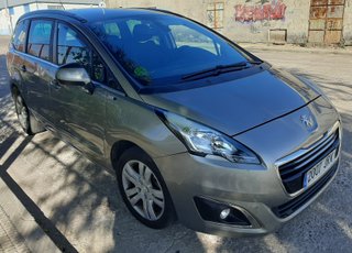 Peugeot 5008 2016