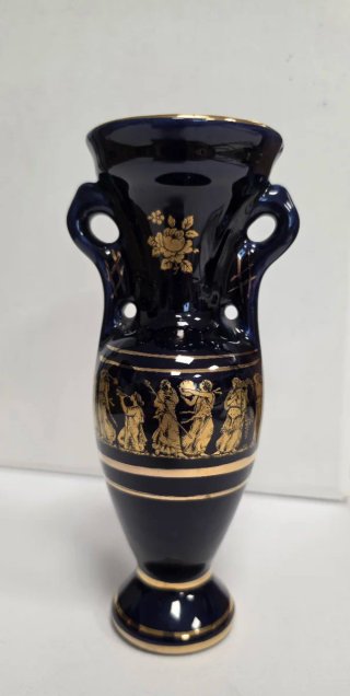 Vaso blu con decorazioni oro