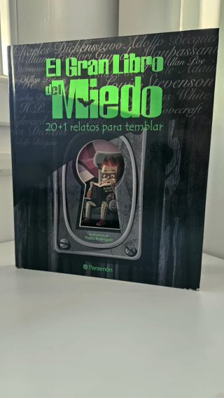 NO ES PACK Monstruos,hadas,drácula,magos,miedo