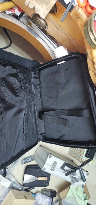 Maletín ordenador Targus negro URGE VENTA