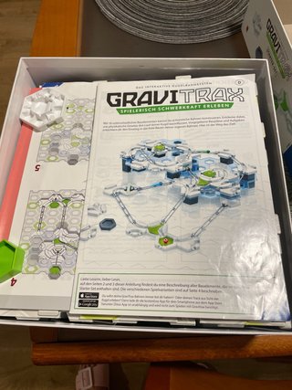 Juego de construcción con manual
