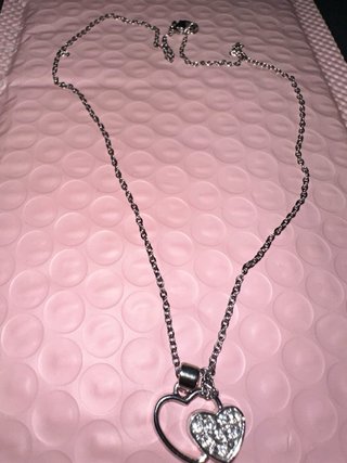 Collar Corazón Doble Bañado en Plata