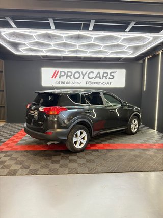 Toyota RAV4 2015